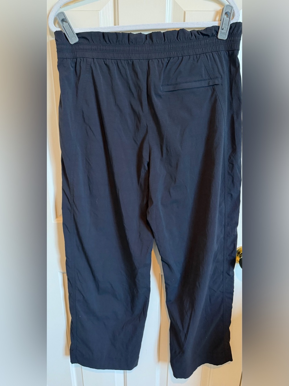 Athleta Trekkie Hike Pants Size 14 Black Very GUC - Picture 3 of 7